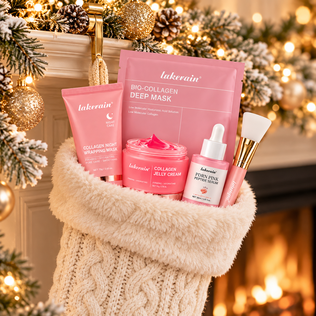 Collagen glow mask gift set with sheet mask, night wrapping mask, jelly cream, serum and brush in a Christmas stocking