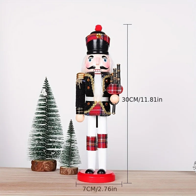 Scottish Highland bagpiper nutcracker size reference, 30 cm (11.8 in) tall with a 7 cm (2.8 in) base