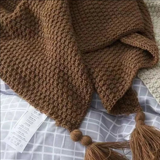 Chunky Knit Tassel Throw Blanket
